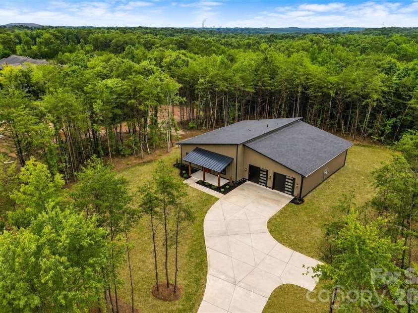 7401 Sherrills Ford Road, Sherrills Ford, NC 28673.  MLS# CAR4407784, YatesRealty ID 40403. 