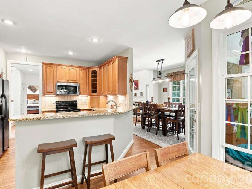 4029 Foxes Trail, Cramerton, NC 28032.  MLS# CAR4407400, YatesRealty ID 40404. 