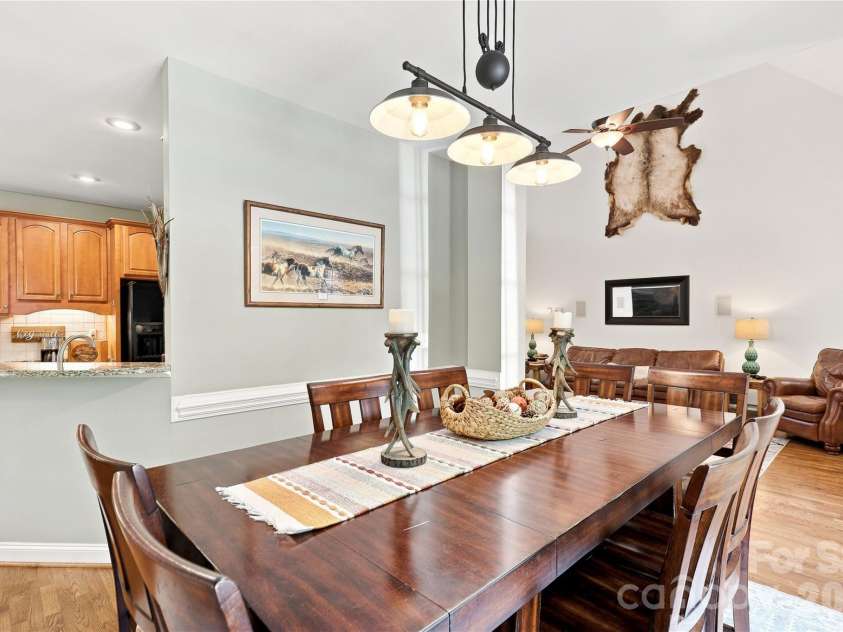 4029 Foxes Trail, Cramerton, NC 28032.  MLS# CAR4407400, YatesRealty ID 40404. 