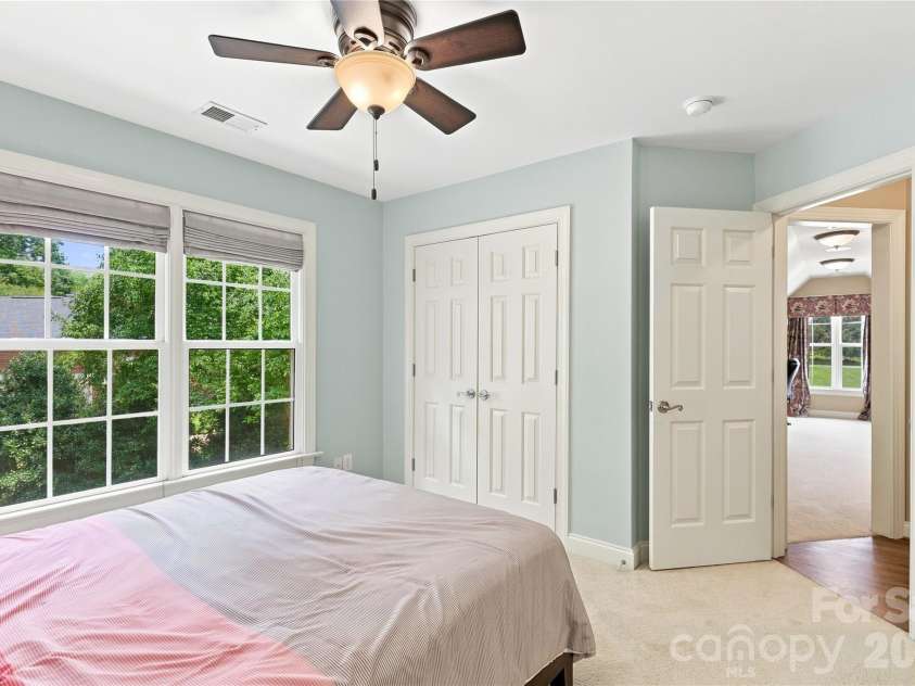 4029 Foxes Trail, Cramerton, NC 28032.  MLS# CAR4407400, YatesRealty ID 40404. 