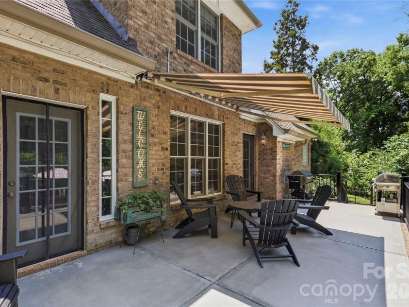 4029 Foxes Trail, Cramerton, NC 28032.  MLS# CAR4407400, YatesRealty ID 40404. 