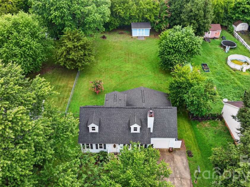 3550 Farm Lake Drive, Concord, NC 28027.  MLS# CAR4408143, YatesRealty ID 40405. 