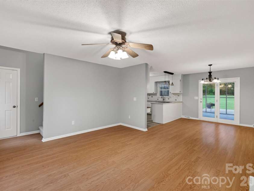 3550 Farm Lake Drive, Concord, NC 28027.  MLS# CAR4408143, YatesRealty ID 40405. 