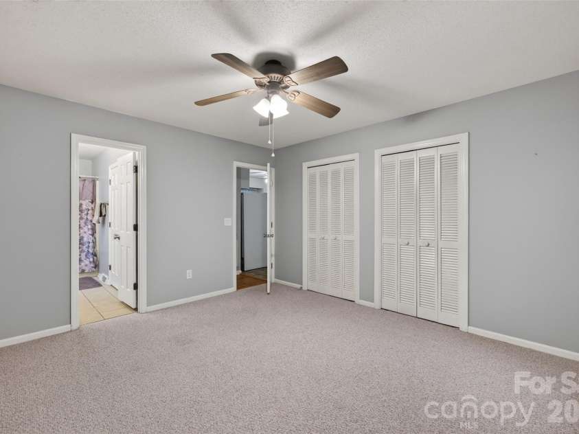 3550 Farm Lake Drive, Concord, NC 28027.  MLS# CAR4408143, YatesRealty ID 40405. 