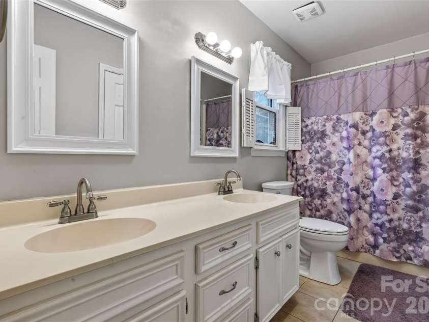 3550 Farm Lake Drive, Concord, NC 28027.  MLS# CAR4408143, YatesRealty ID 40405. 