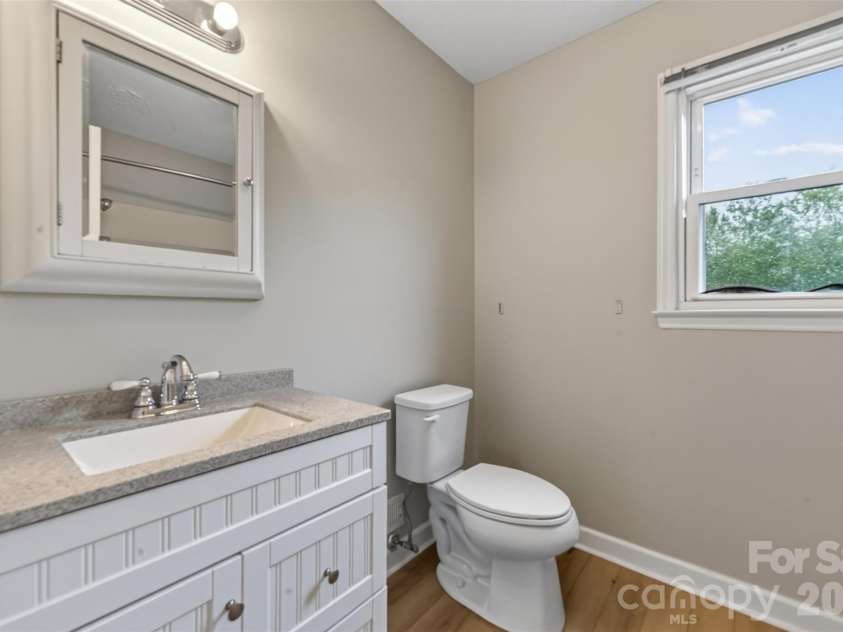 3550 Farm Lake Drive, Concord, NC 28027.  MLS# CAR4408143, YatesRealty ID 40405. 
