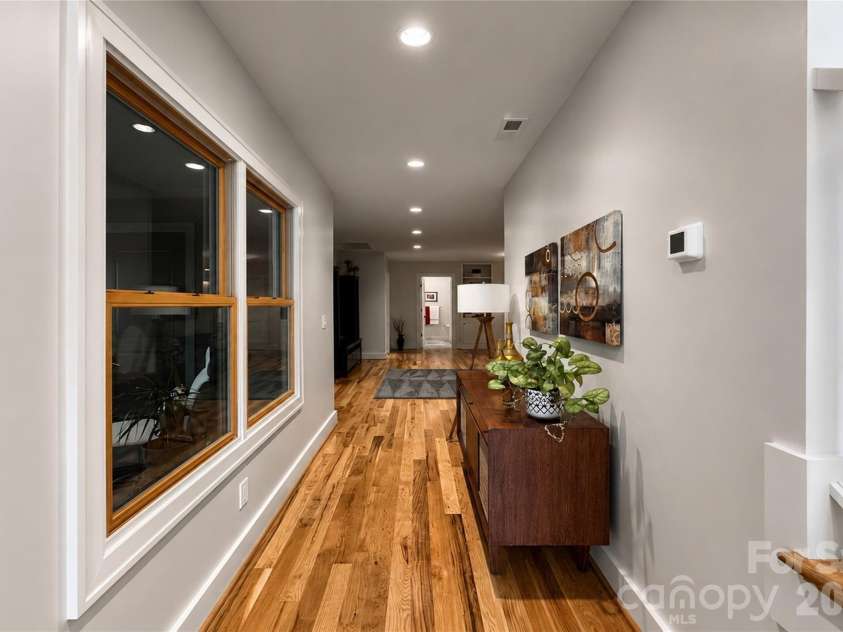 228 Allen Mountain Drive, Black Mountain, NC 28711.  MLS# CAR4407817, YatesRealty ID 40406. 