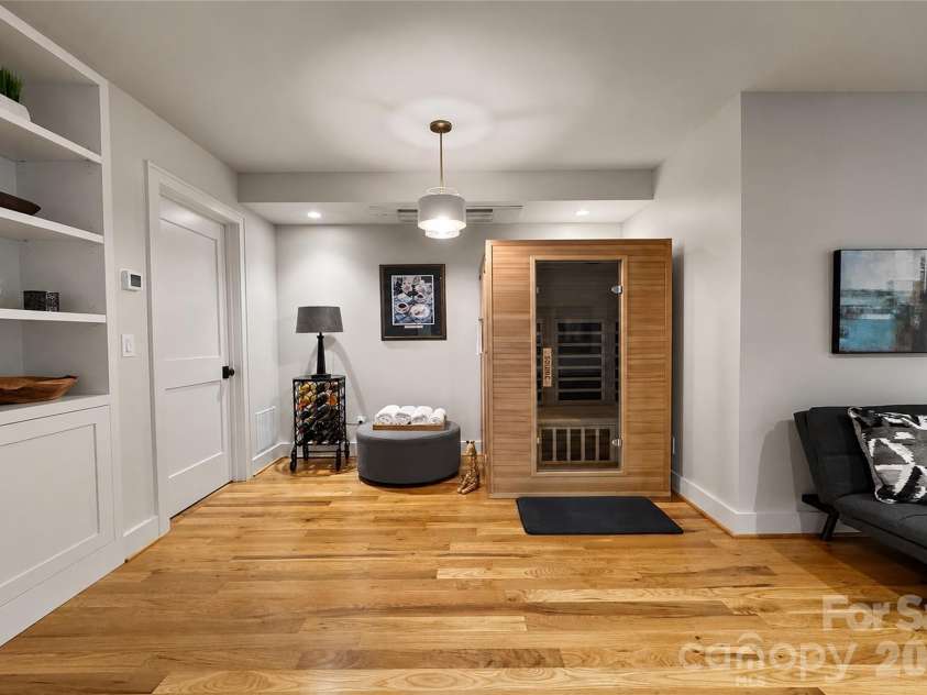 228 Allen Mountain Drive, Black Mountain, NC 28711.  MLS# CAR4407817, YatesRealty ID 40406. 