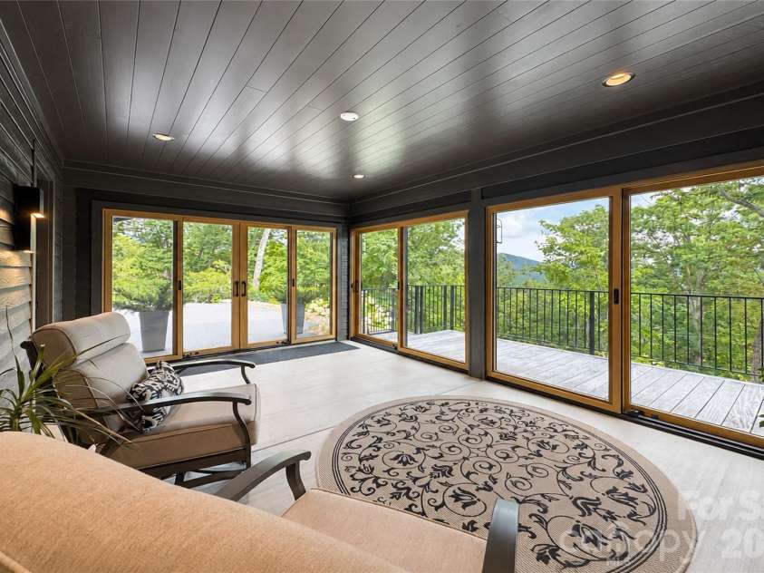 228 Allen Mountain Drive, Black Mountain, NC 28711.  MLS# CAR4407817, YatesRealty ID 40406. 