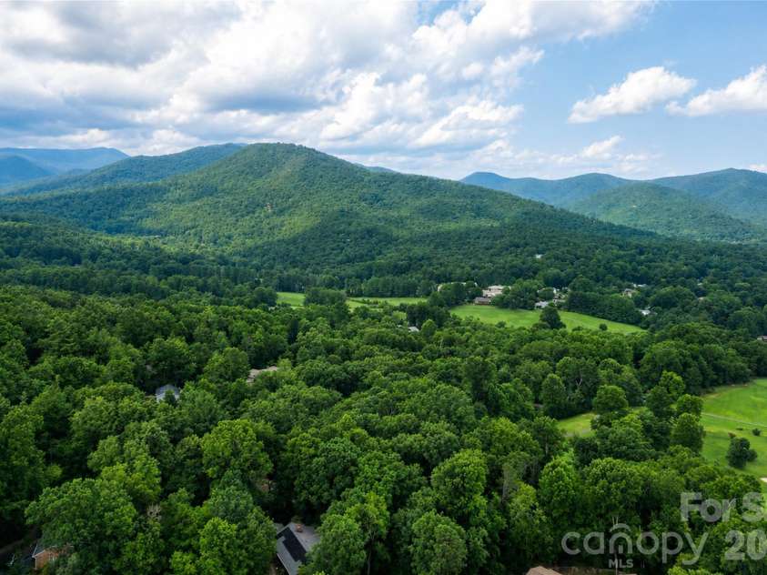 228 Allen Mountain Drive, Black Mountain, NC 28711.  MLS# CAR4407817, YatesRealty ID 40406. 