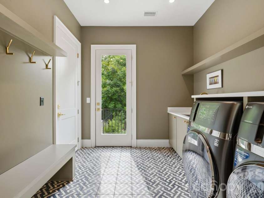 139 Addison Emory Lane, Mooresville, NC 28115.  MLS# CAR4405967, YatesRealty ID 40408. 