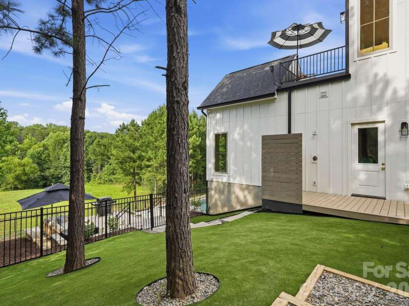 139 Addison Emory Lane, Mooresville, NC 28115.  MLS# CAR4405967, YatesRealty ID 40408. 