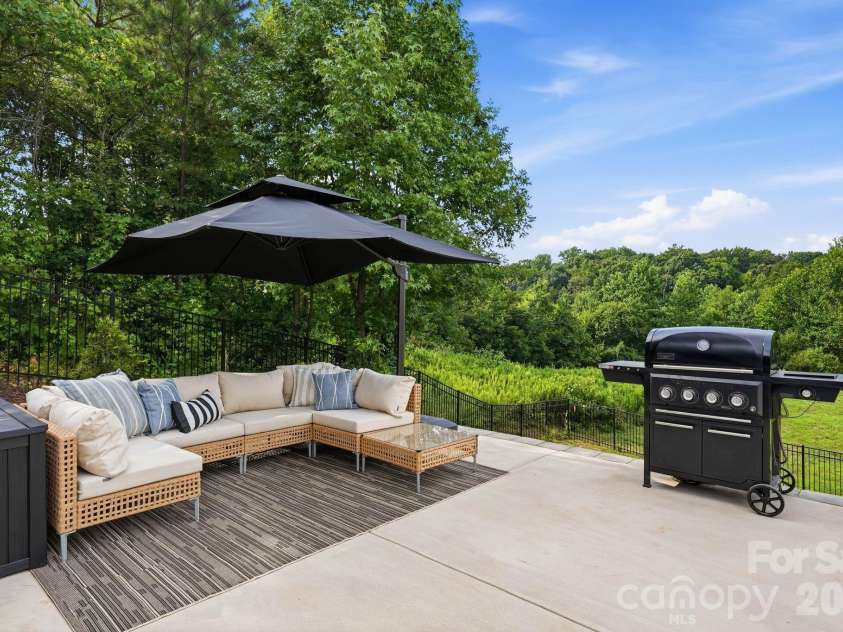 139 Addison Emory Lane, Mooresville, NC 28115.  MLS# CAR4405967, YatesRealty ID 40408. 