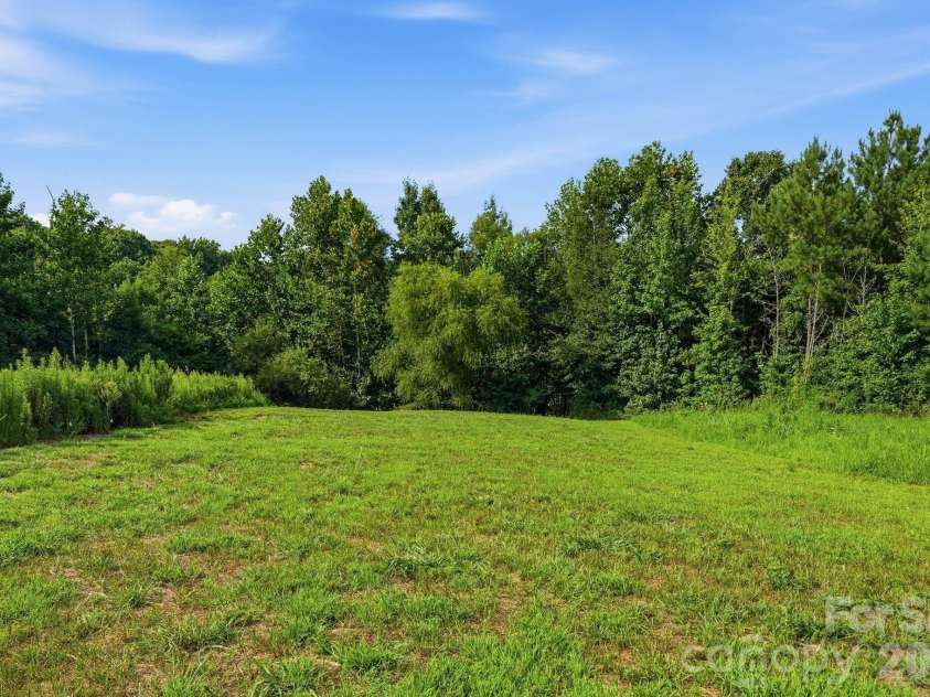 139 Addison Emory Lane, Mooresville, NC 28115.  MLS# CAR4405967, YatesRealty ID 40408. 