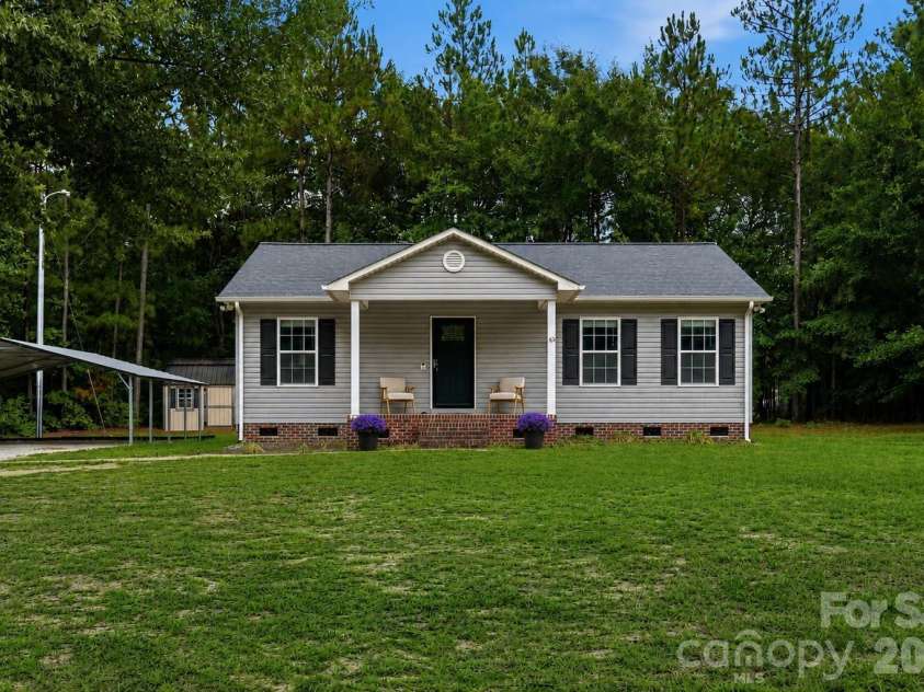 102 Twin Brook Lane, Pageland, SC 29728.  MLS# CAR4405159, YatesRealty ID 40410. 