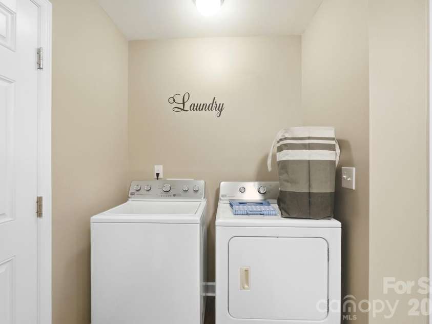 102 Twin Brook Lane, Pageland, SC 29728.  MLS# CAR4405159, YatesRealty ID 40410. 