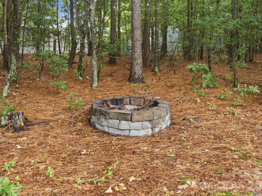 102 Twin Brook Lane, Pageland, SC 29728.  MLS# CAR4405159, YatesRealty ID 40410. 