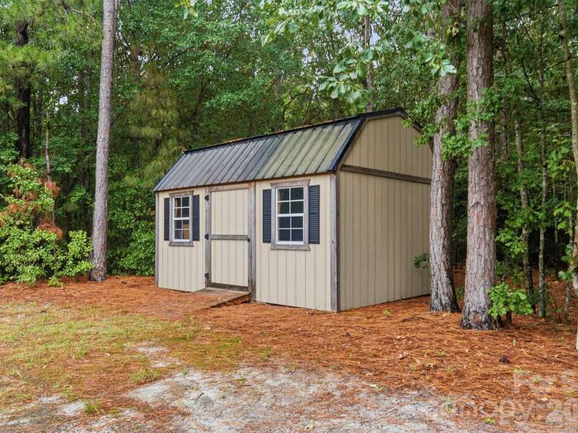 102 Twin Brook Lane, Pageland, SC 29728.  MLS# CAR4405159, YatesRealty ID 40410. 