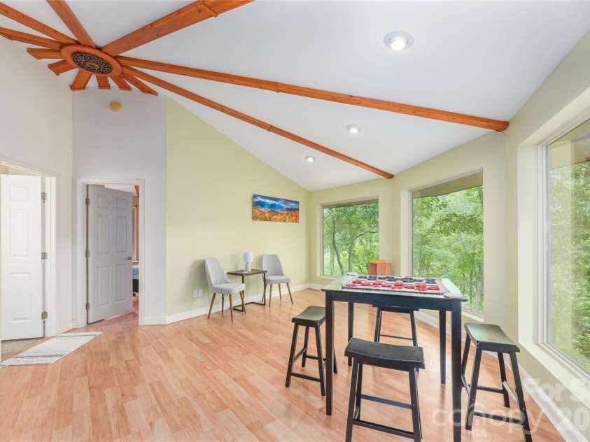 309 Irene Lane, Maggie Valley, NC 28751.  MLS# CAR4381461, YatesRealty ID 40412. Flex Space