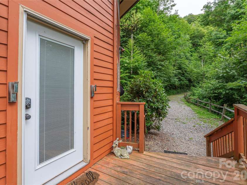 309 Irene Lane, Maggie Valley, NC 28751.  MLS# CAR4381461, YatesRealty ID 40412. Wecome Home