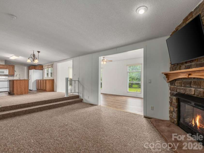 260 Divide Loop, Flat Rock, NC 28731.  MLS# CAR4394698, YatesRealty ID 40413. 