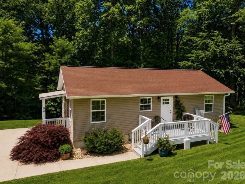 54 Thad Johnson Road, Saluda, NC 28773.  MLS# CAR4396758, YatesRealty ID 40414. 