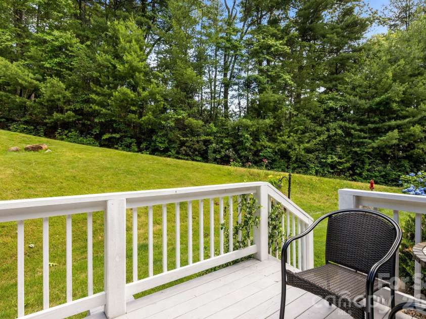 54 Thad Johnson Road, Saluda, NC 28773.  MLS# CAR4396758, YatesRealty ID 40414. 