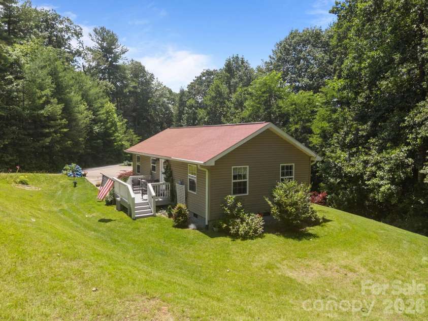 54 Thad Johnson Road, Saluda, NC 28773.  MLS# CAR4396758, YatesRealty ID 40414. 