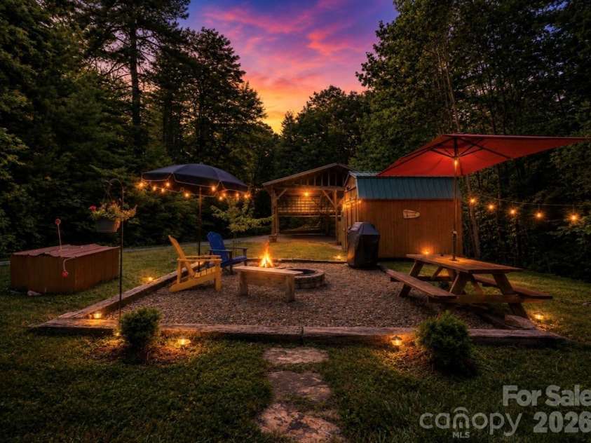 54 Thad Johnson Road, Saluda, NC 28773.  MLS# CAR4396758, YatesRealty ID 40414. 