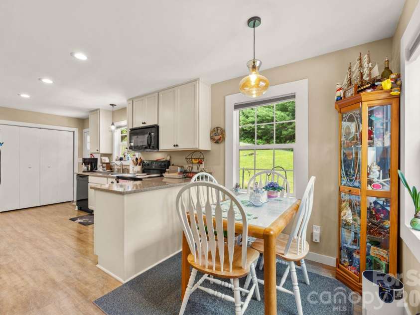 54 Thad Johnson Road, Saluda, NC 28773.  MLS# CAR4396758, YatesRealty ID 40414. 