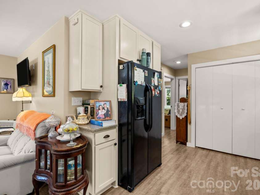 54 Thad Johnson Road, Saluda, NC 28773.  MLS# CAR4396758, YatesRealty ID 40414. 