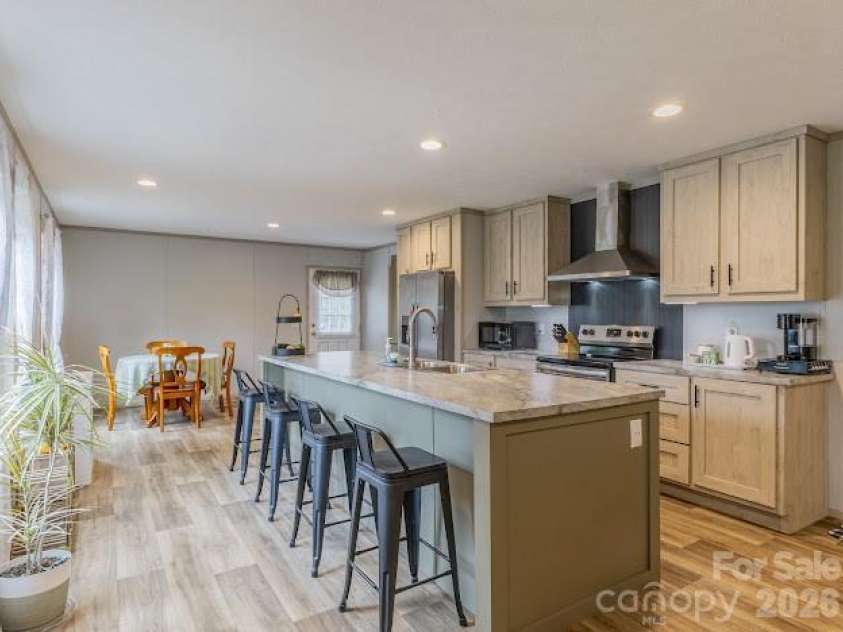 2689 Kite Drive, Lenoir, NC 28645.  MLS# CAR4406562, YatesRealty ID 40415. 