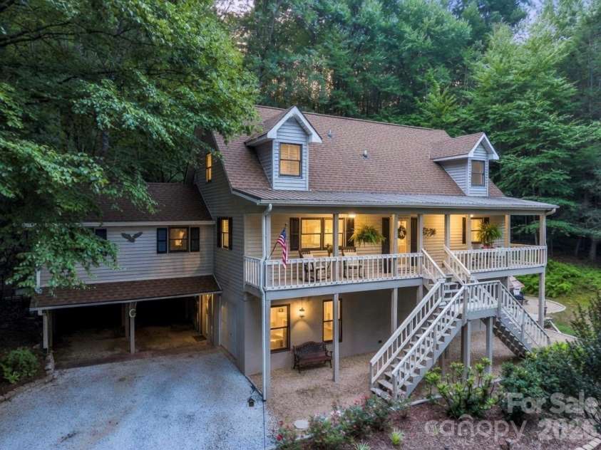 103 Audia Way Drive, Zirconia, NC 28790.  MLS# CAR4408285, YatesRealty ID 40416. 