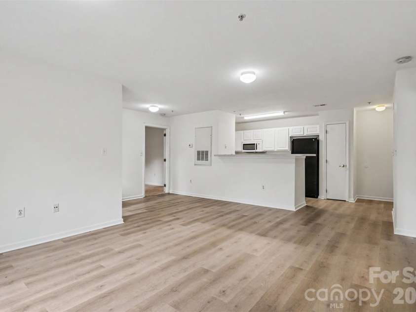 9849 Campus Walk Lane, Charlotte, NC 28262.  MLS# CAR4408053, YatesRealty ID 40418. 