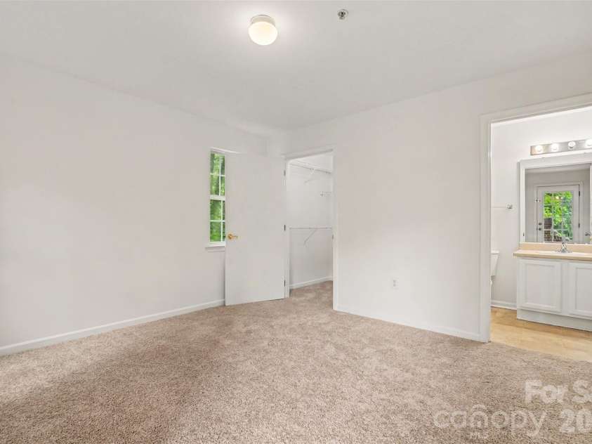 9849 Campus Walk Lane, Charlotte, NC 28262.  MLS# CAR4408053, YatesRealty ID 40418. 