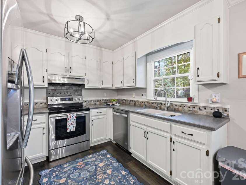 12721 Newstead Road, Huntersville, NC 28078.  MLS# CAR4407030, YatesRealty ID 40419. 