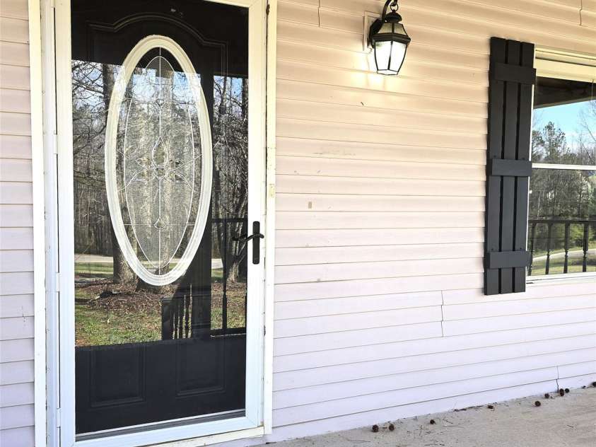 188 Cindy Lane, Kings Mountain, NC 28086.  MLS# CAR4355960, YatesRealty ID 4042. 