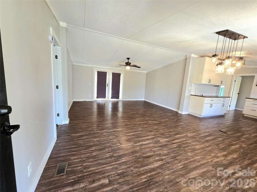 188 Cindy Lane, Kings Mountain, NC 28086.  MLS# CAR4355960, YatesRealty ID 4042. 