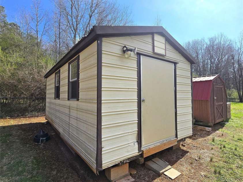188 Cindy Lane, Kings Mountain, NC 28086.  MLS# CAR4355960, YatesRealty ID 4042. 