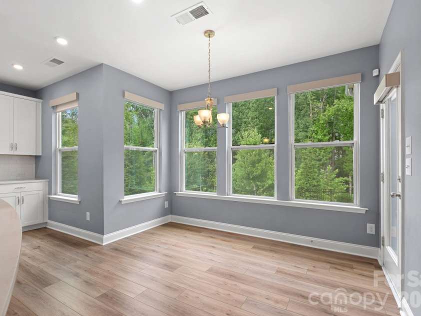 6608 Jepson Court, Charlotte, NC 28214.  MLS# CAR4404629, YatesRealty ID 40421. 
