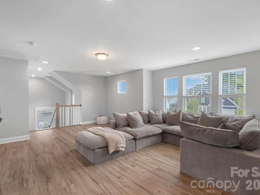 6608 Jepson Court, Charlotte, NC 28214.  MLS# CAR4404629, YatesRealty ID 40421. 