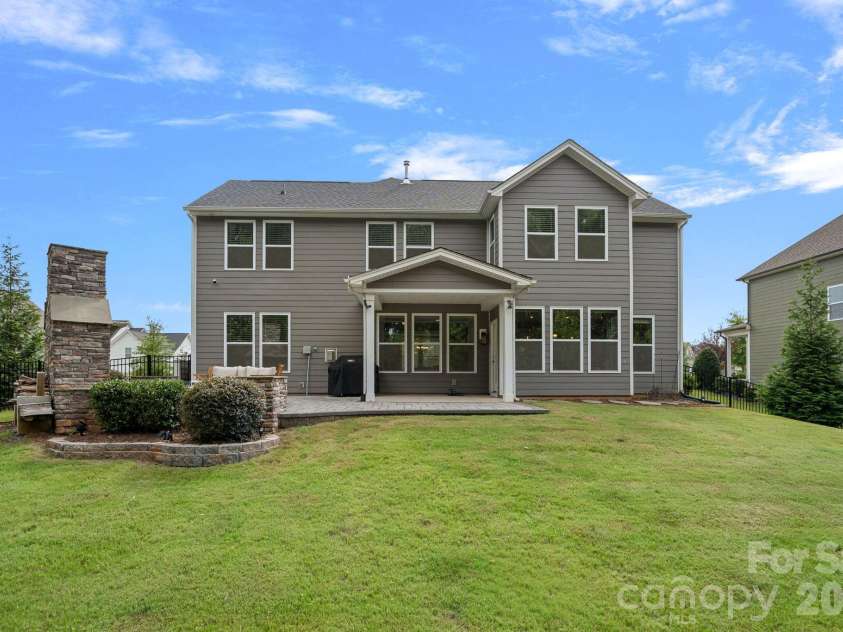 6608 Jepson Court, Charlotte, NC 28214.  MLS# CAR4404629, YatesRealty ID 40421. 