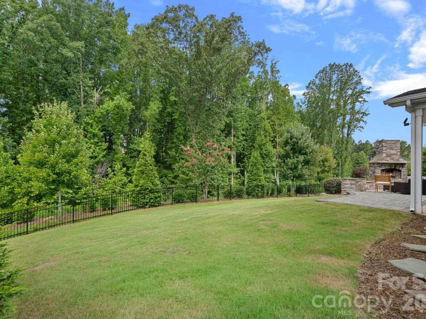 6608 Jepson Court, Charlotte, NC 28214.  MLS# CAR4404629, YatesRealty ID 40421. 