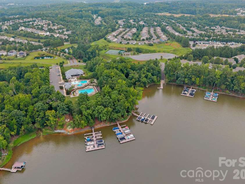6608 Jepson Court, Charlotte, NC 28214.  MLS# CAR4404629, YatesRealty ID 40421. 