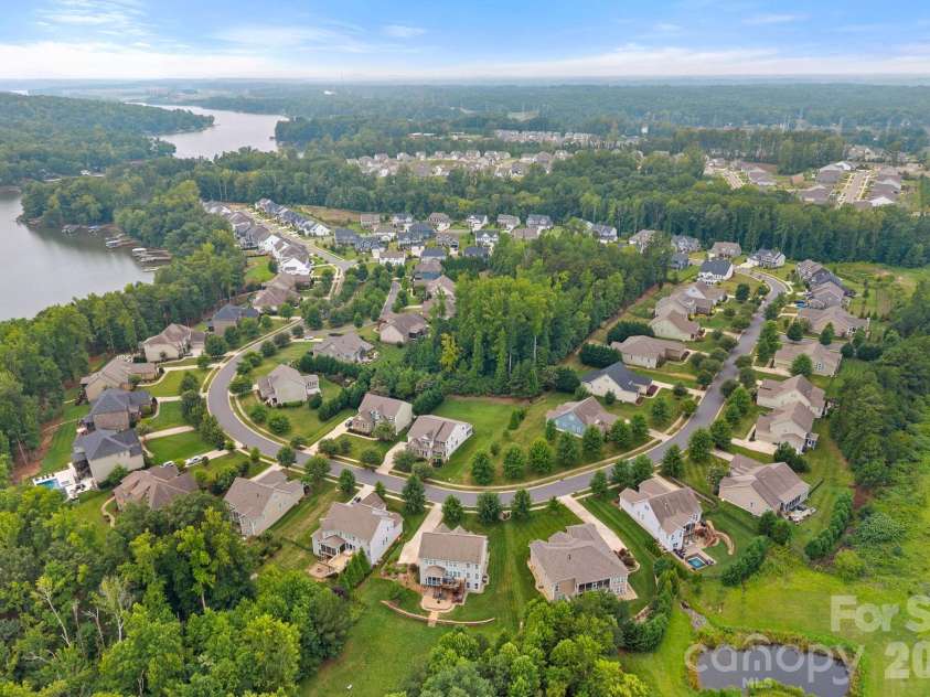 6608 Jepson Court, Charlotte, NC 28214.  MLS# CAR4404629, YatesRealty ID 40421. 