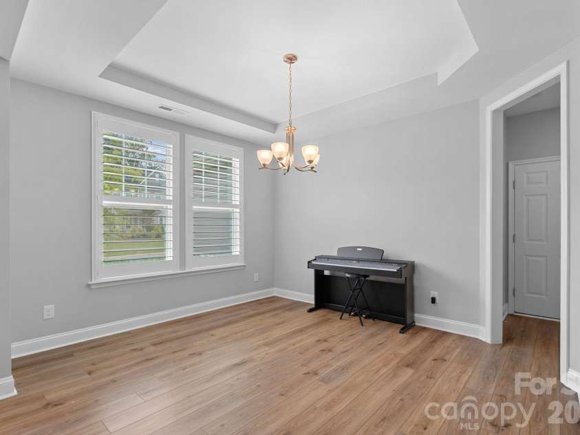 6608 Jepson Court, Charlotte, NC 28214.  MLS# CAR4404629, YatesRealty ID 40421. Dining Area