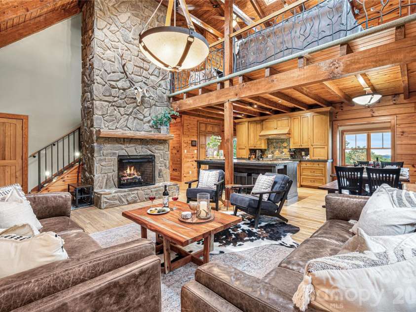 419 Summit Trail, Banner Elk, NC 28604.  MLS# CAR4371218, YatesRealty ID 40423. 