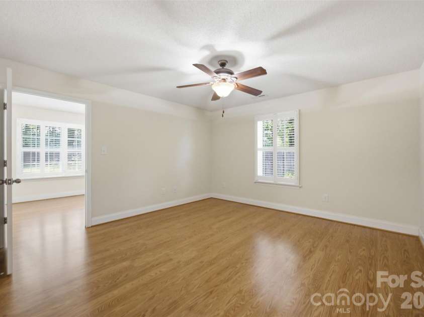 125 Shady Bluff Drive, Gastonia, NC 28052.  MLS# CAR4408728, YatesRealty ID 40426. 