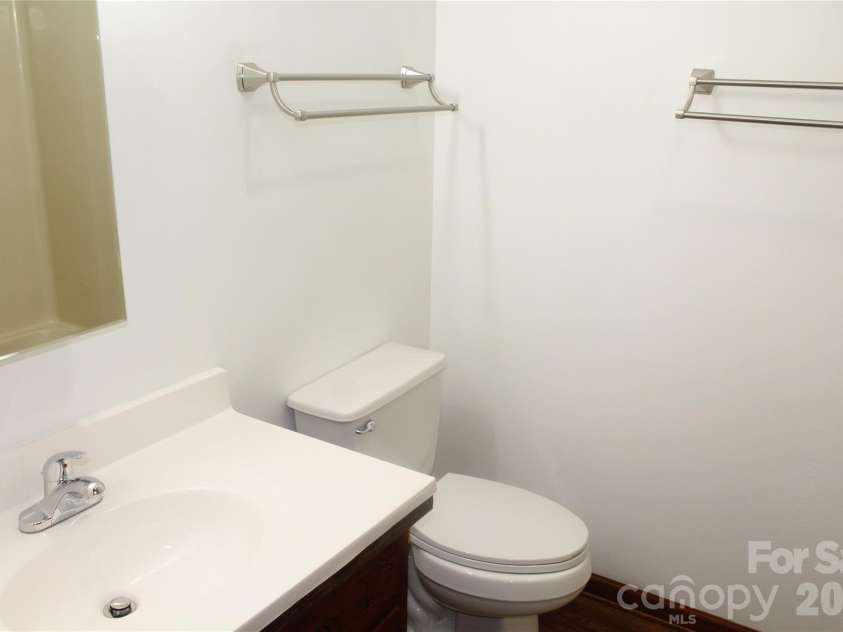 205 Inglewood Drive, Morganton, NC 28655.  MLS# CAR4408231, YatesRealty ID 40427. 2nd bath main floor