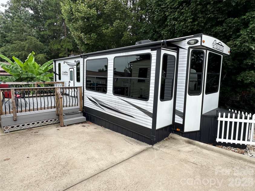 103 Cardinal Avenue, New London, NC 28127.  MLS# CAR4408584, YatesRealty ID 40428. 